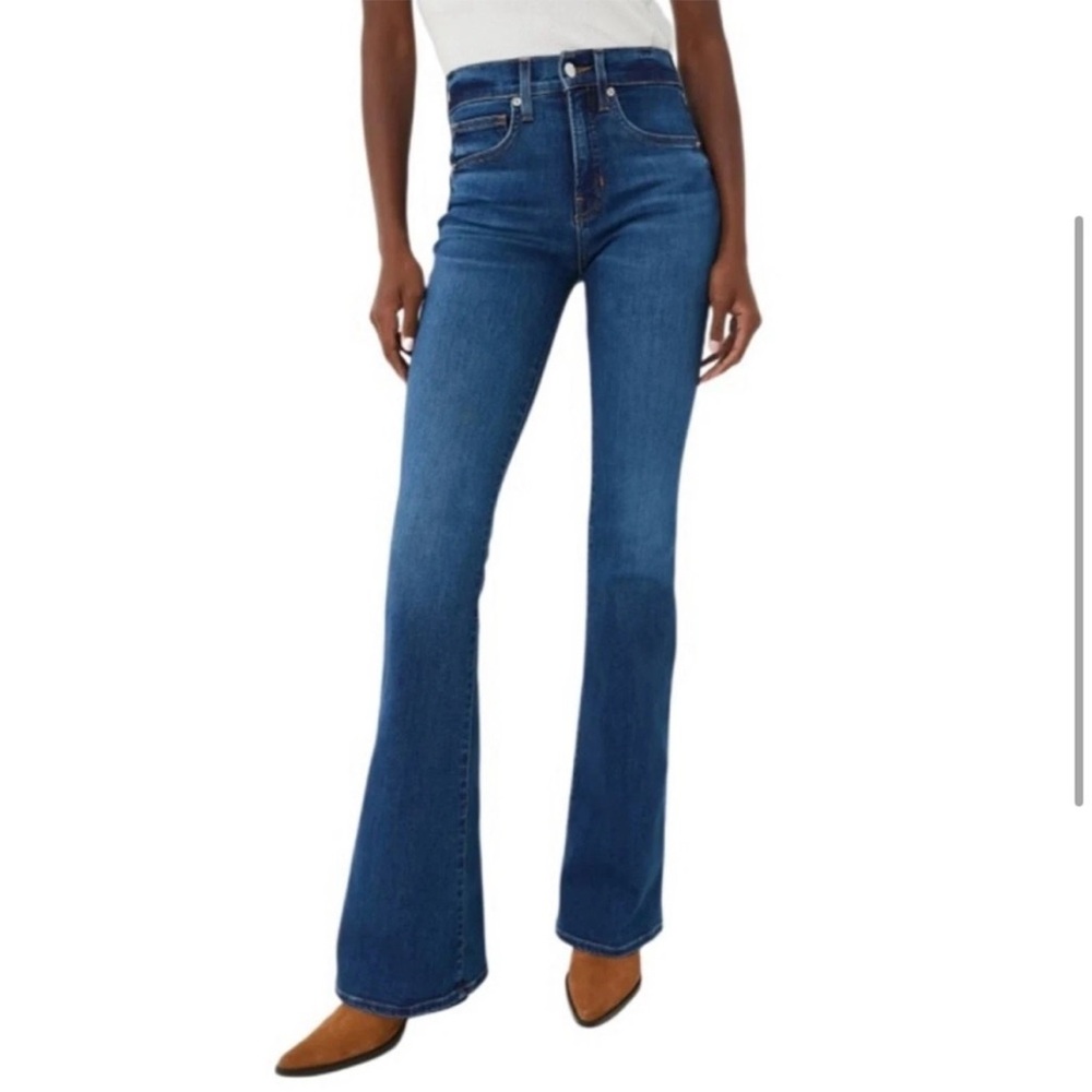 Veronica Beard Women's High-Rise Flare Jeans in Medium Blue